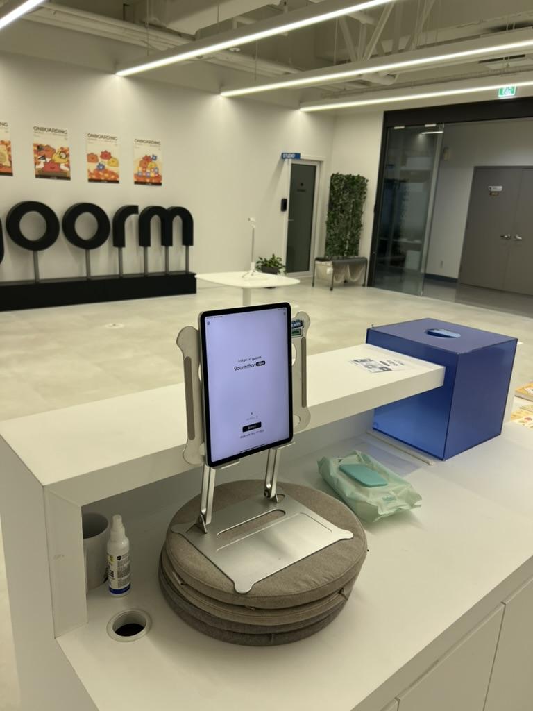 아이패드 거치대 포토부스